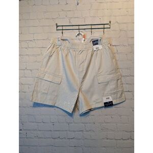 Jonathan Logan pull on cargo shorts size xl*